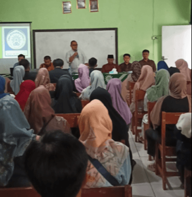 Rapat Koordinasi dan Sosialisasi Program Sekolah Berlangsung Khidmat dan Interaktif